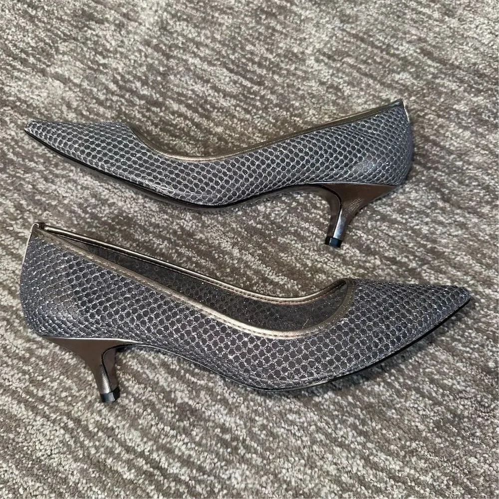 Adrianna Papell Womens Silver Honeycomb Glitter Mesh‎ Kitten Heels Size 8.5 Pump